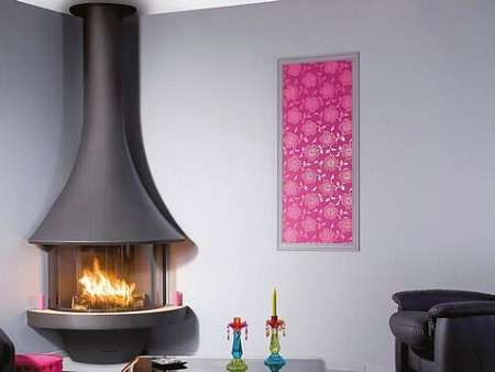 Современный камин в углу