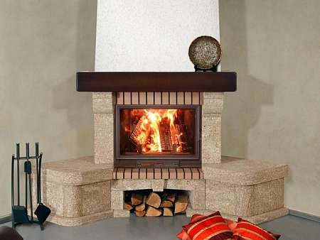 Камин с банкетками